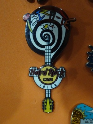 Hard Rock Cafe pin Ibiza cafe collector's event Ibiza TE Swirl Guitar 2014