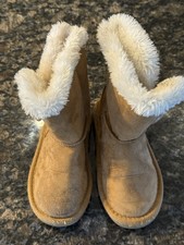 Brand New Girl Winter Boots size 9 girls
