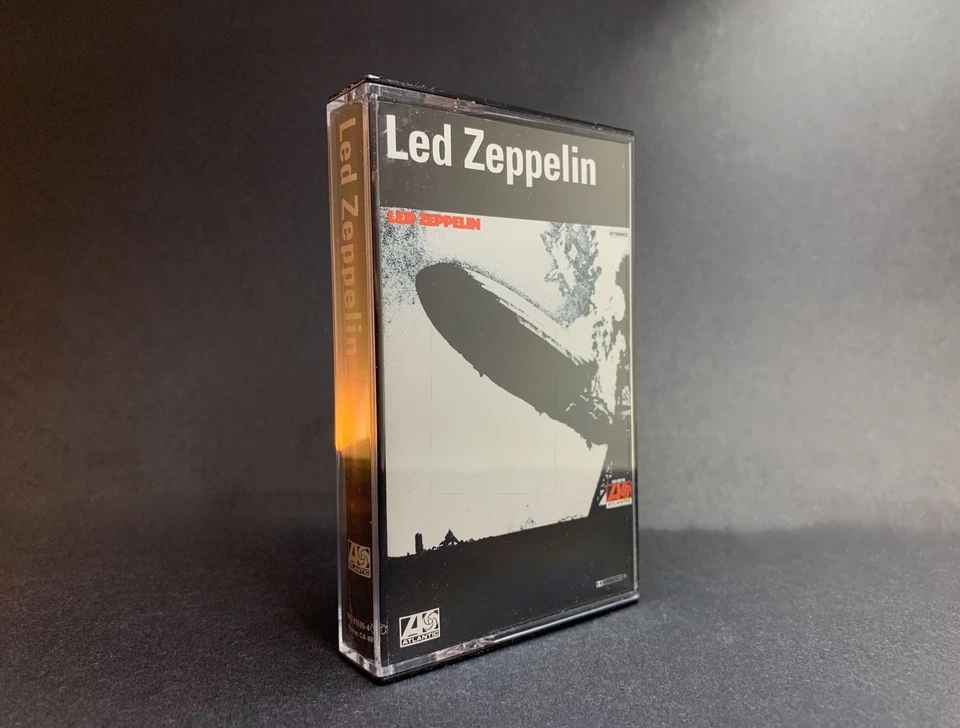 Led Zeppelin LED ZEPPELIN I Vintage Cassette **EX/VG+ CONDITION** REISSUE - Image 2 of 4