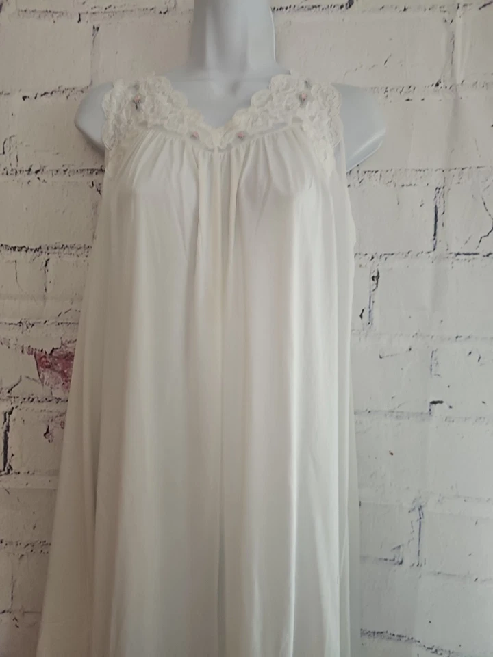 Shadowline винтажный белый без рукавов Chemise ночная рубашка маленький без рукавов v-образным вырезом - Изображение 2 из 4