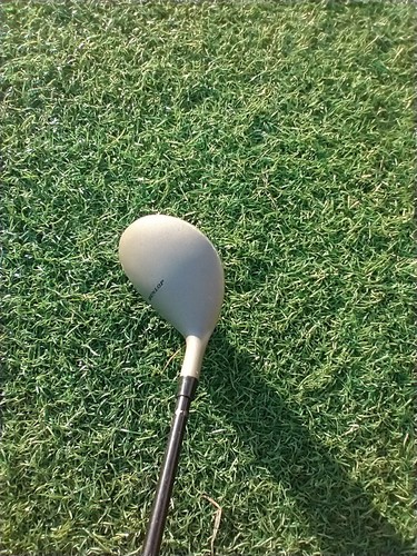DUNLOP MODULATE 05 TITANIUM REINFORCD #5 WOOD W/43" RH GRAPHITE LOW TORQUE SHAFT - Picture 7 of 19