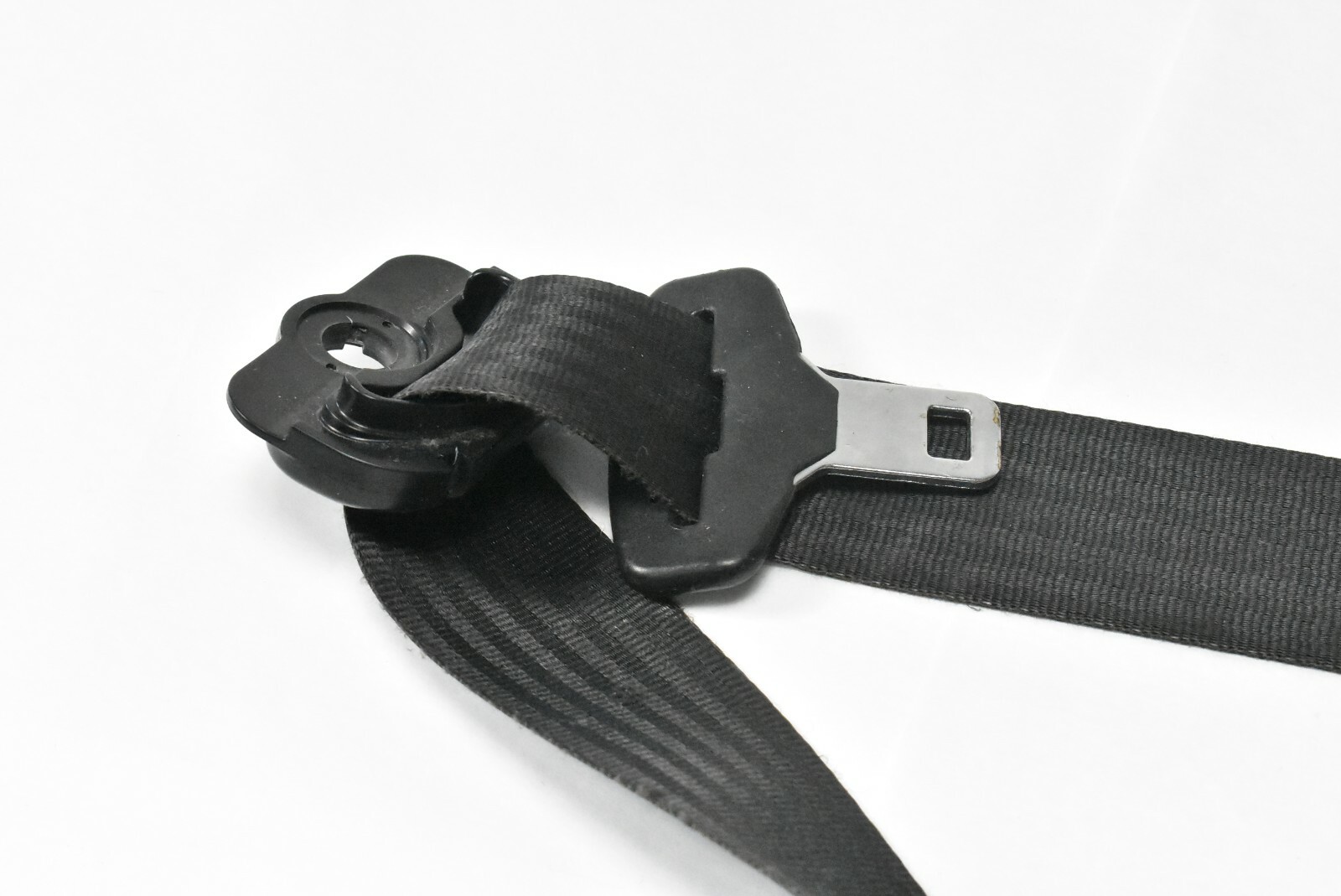 Maserati Quattroporte 2004-2008 Front Left Seat belt