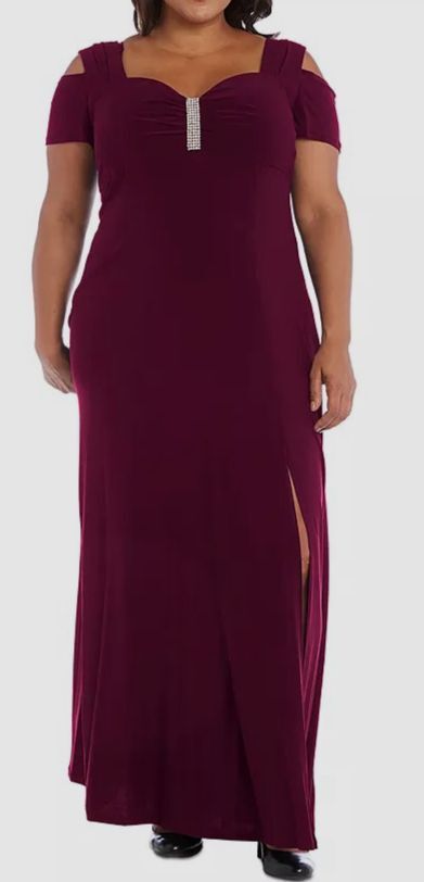 R&M Richards Womens Plus Cold Shoulder Formal Evening Dress Purple 20W R&M Richards Womens Plus Cold Shoulder Formal Evening Dress Purple 20W