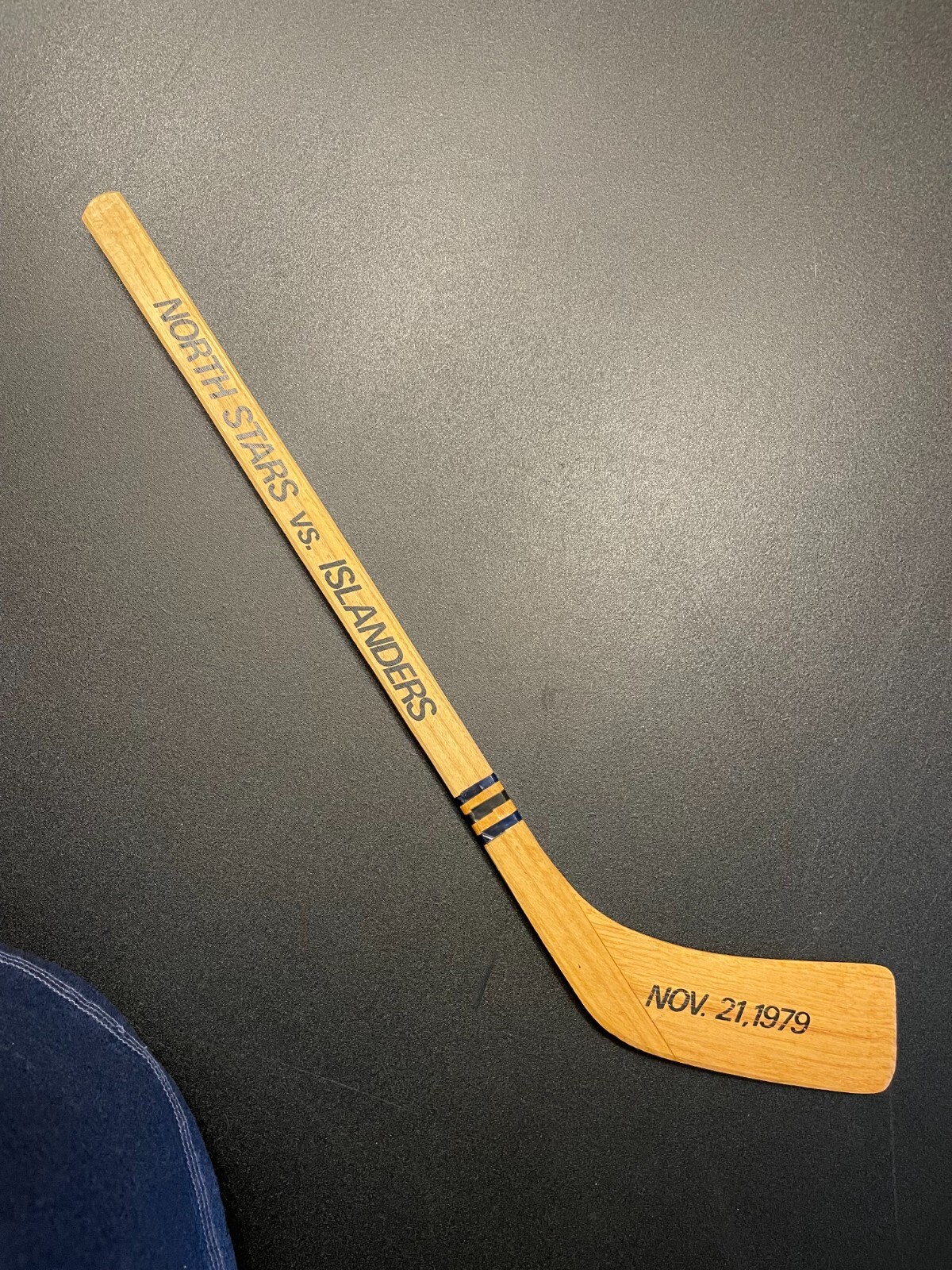 Vintage Minnesota North Stars Islanders Signed Souvenir Hockey Stick