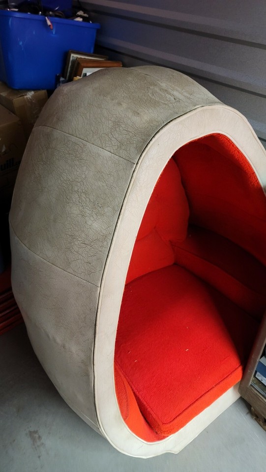 Mork And Mindy Egg Chair