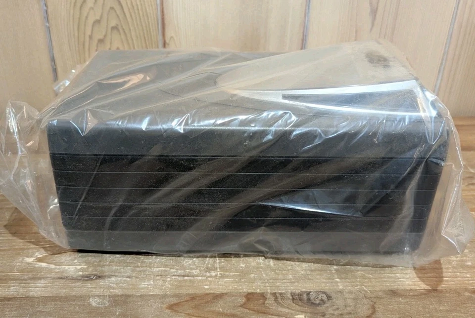 I/O MAGIC Beige 52X CD-R 24X CD-RW Duplicator Model I5252DE - READ - Image 4 of 4