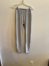 Booty Shaping Textured Gray Leggings Size Large