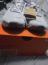 NUEVO CON ETIQUETAS Nike Legend Essential 3 Next Nature Zapatos de Entrenamiento - Platino Puro/Gris
