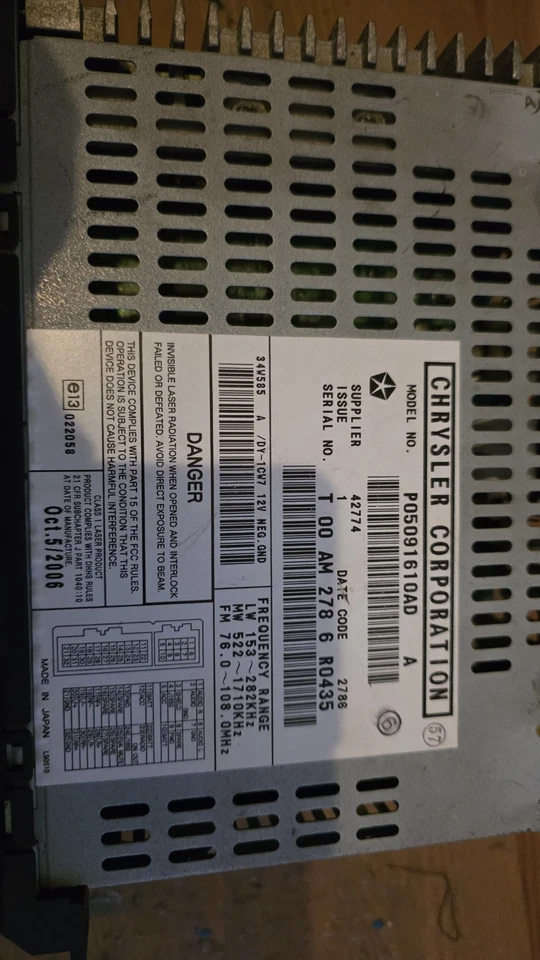 Chrysler P05091610AD - Bild 4 von 4