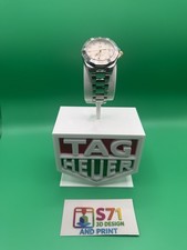 Ladies/White Watch Stand To