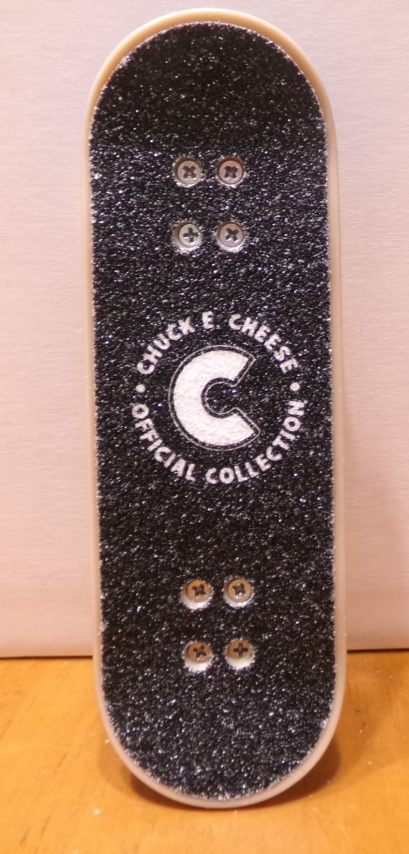 CHUCK E. CHEESE COLLECTION LIMITED EDITION 4