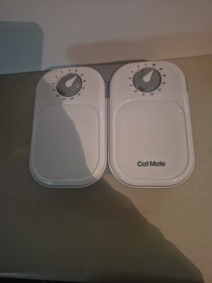 Cat Mate C200 2-Meal Automatic Pet Feeder for Cats and Small Dogs with Ice Pack
