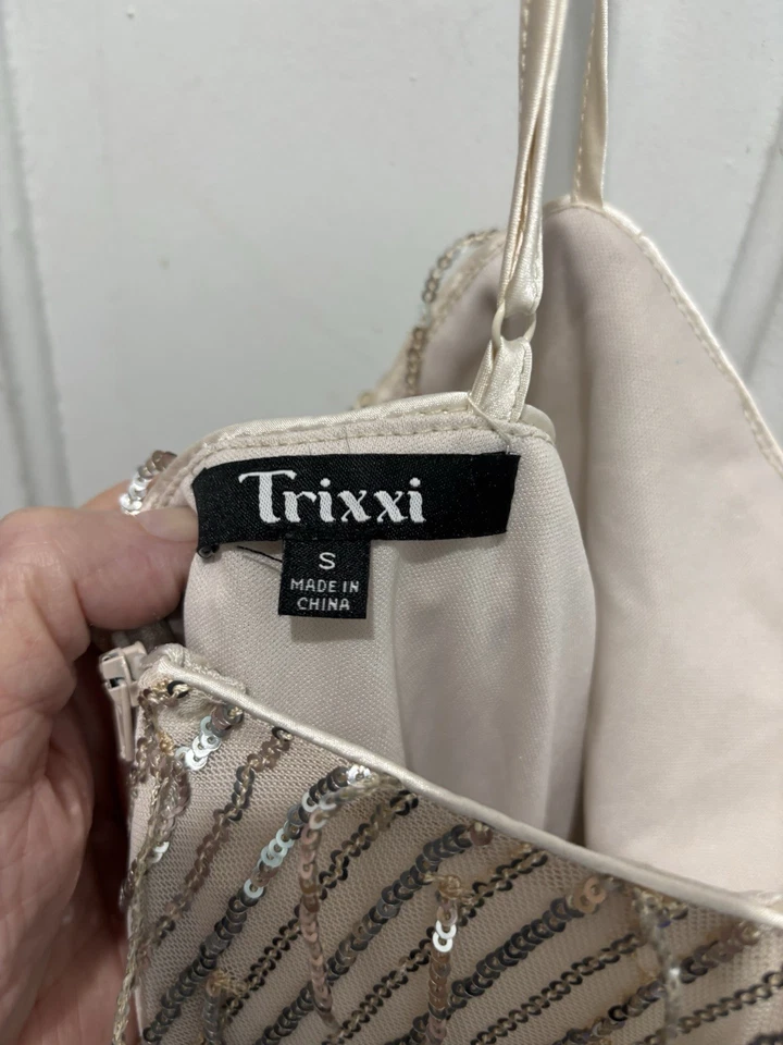 Trixxi Junior's Clip Shimmer Dress Gold Size Small Flapper for 1920's  Halloween - Image 3 of 4