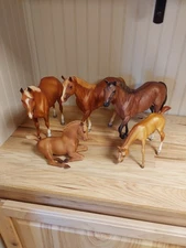 breyer traditional set of 5 stock horse stallions, foals, quarter horse yearling