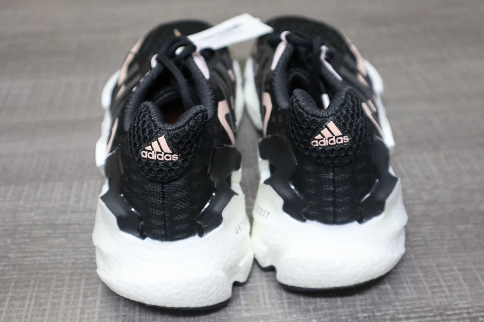 Zapato para correr Adidas X9000L3 para mujer negro/negro/casi rosa talla 9 Foto 3 de 4