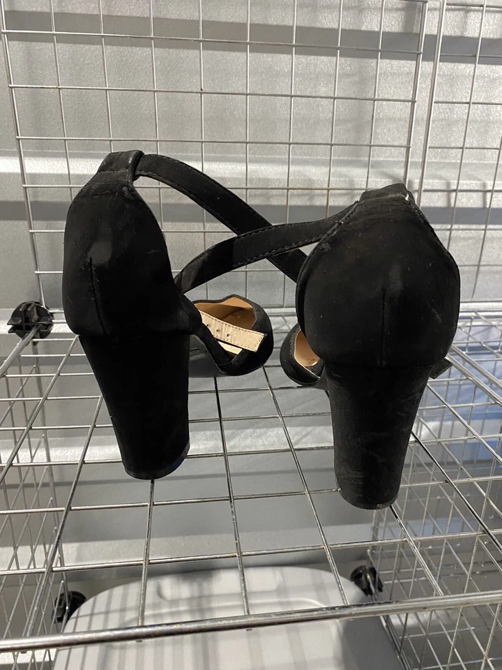 Black Velvet Pointed Heel With Strap - Image 3 of 4