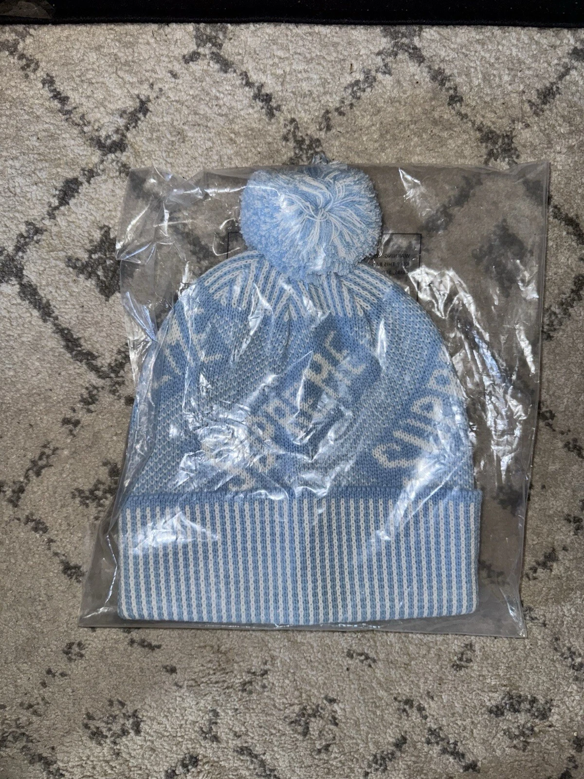 Chapeau Supreme Banner Beanie bleu neuf Supreme New York