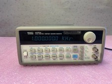 HP 33120A 15MHz FUNCTION/ARBITRARY WAVEFORM GENERATOR