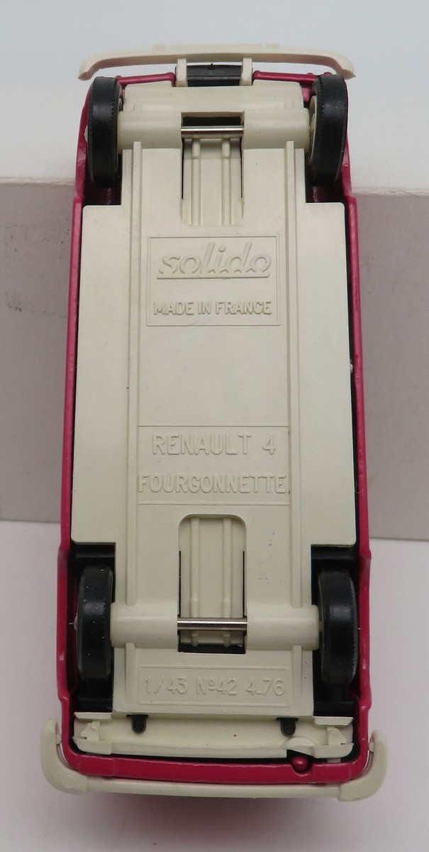 Miniature Solido 1/43 - Renault 4L Fourgonnette F6 Poste PTT Jaune - Neuf De Vitrine (boîte Légèrement Endommagée)