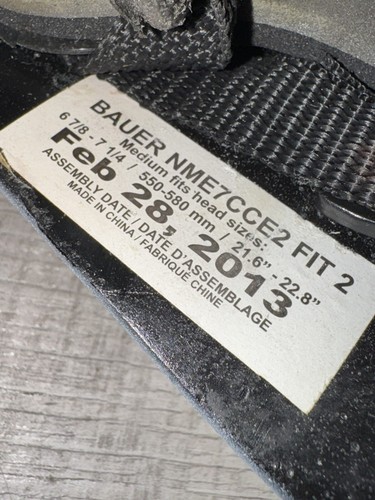Bauer 2013 NME7 Certified Cat Eye Goalie Mask Fit 2 Medium - Picture 10 of 15