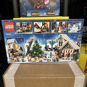 LEGO Creator Expert: Winter Toy Shop (10249) NEW!!