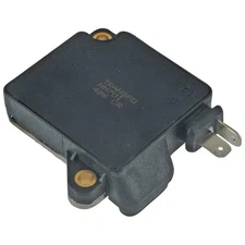 New Ignition Module For Nissan 200SX 280ZX 720 Pickup 22020-S6701 22020-S6702