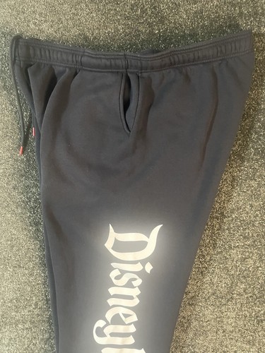 Disneyland Resort Sweatpants Size 3XL Black Baggy Pockets - Picture 2 of 11