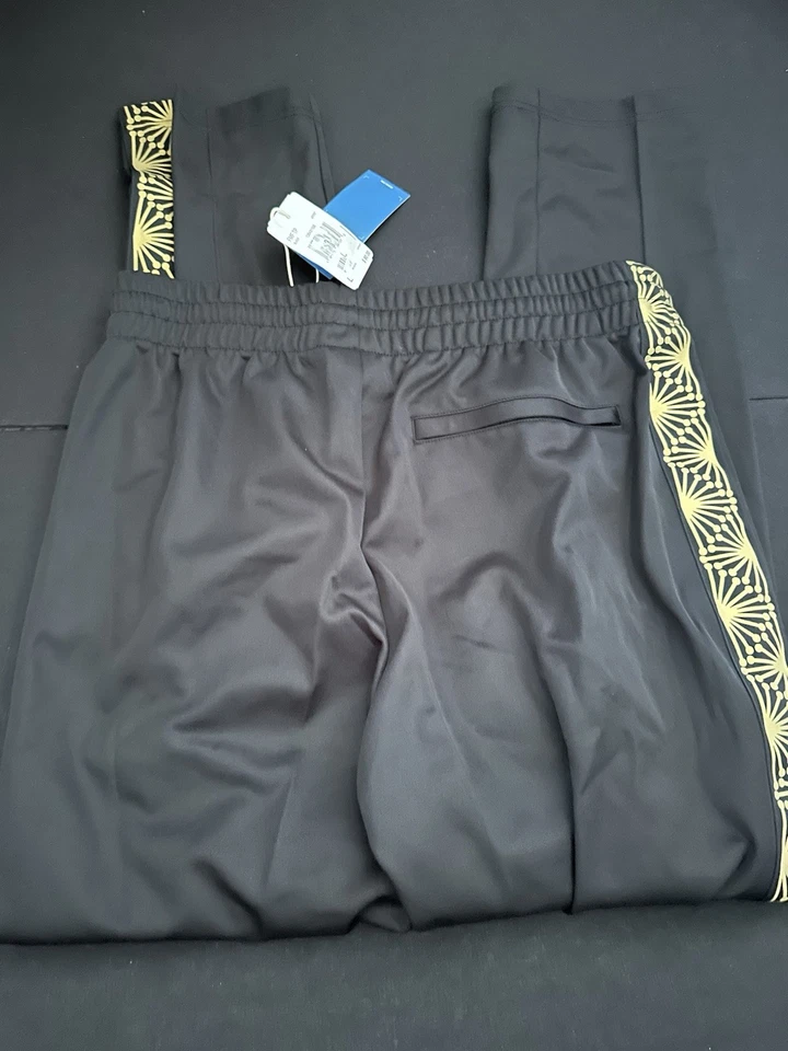 Adidas Mexico 2025 Gold Soccer Track Pants Men Sz L New 90 Authentic JE5337 - Image 4 of 4