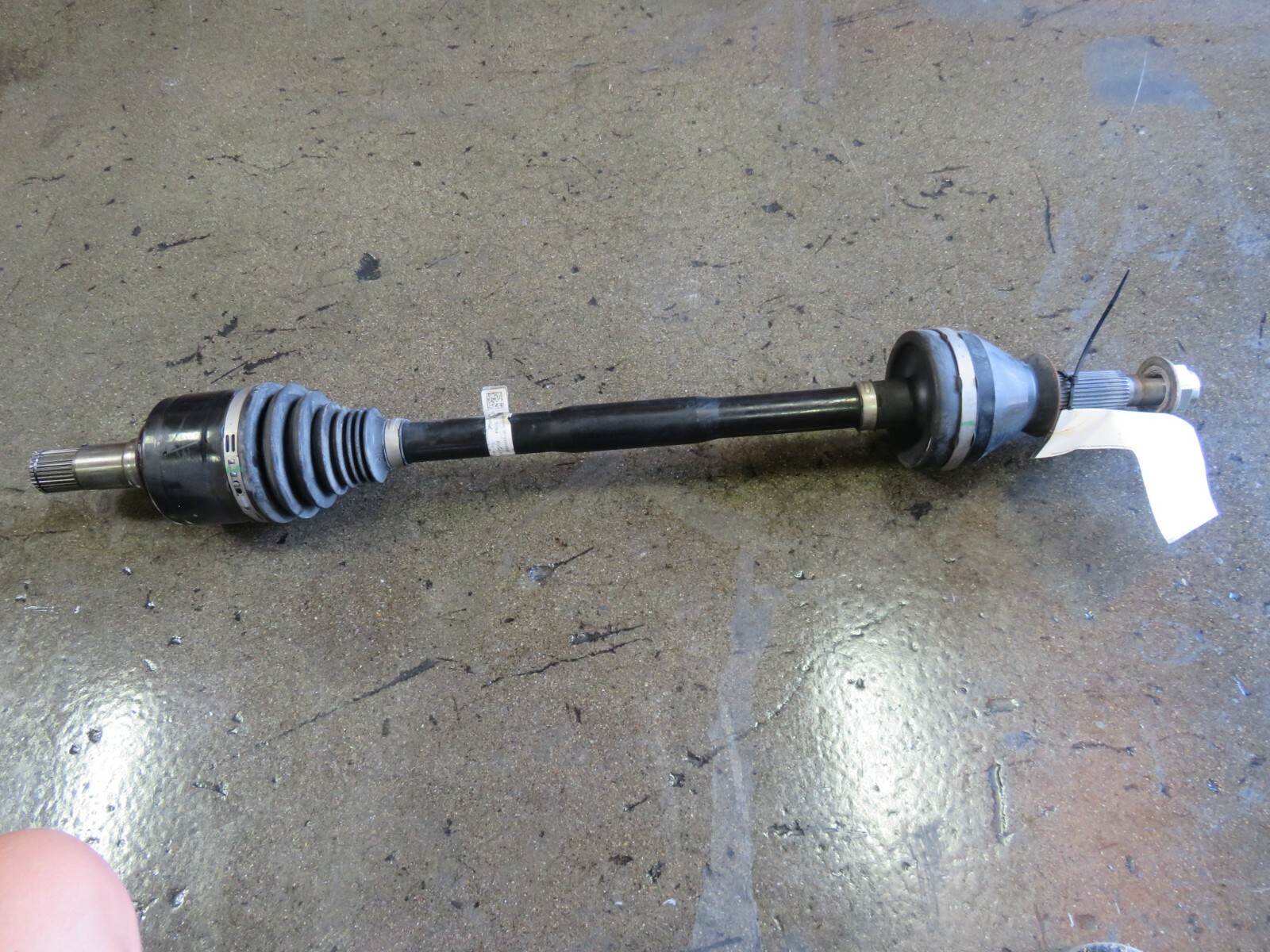 Maserati Ghibli, LH, Left Rear Axle Shaft, Used, P/N 670035262