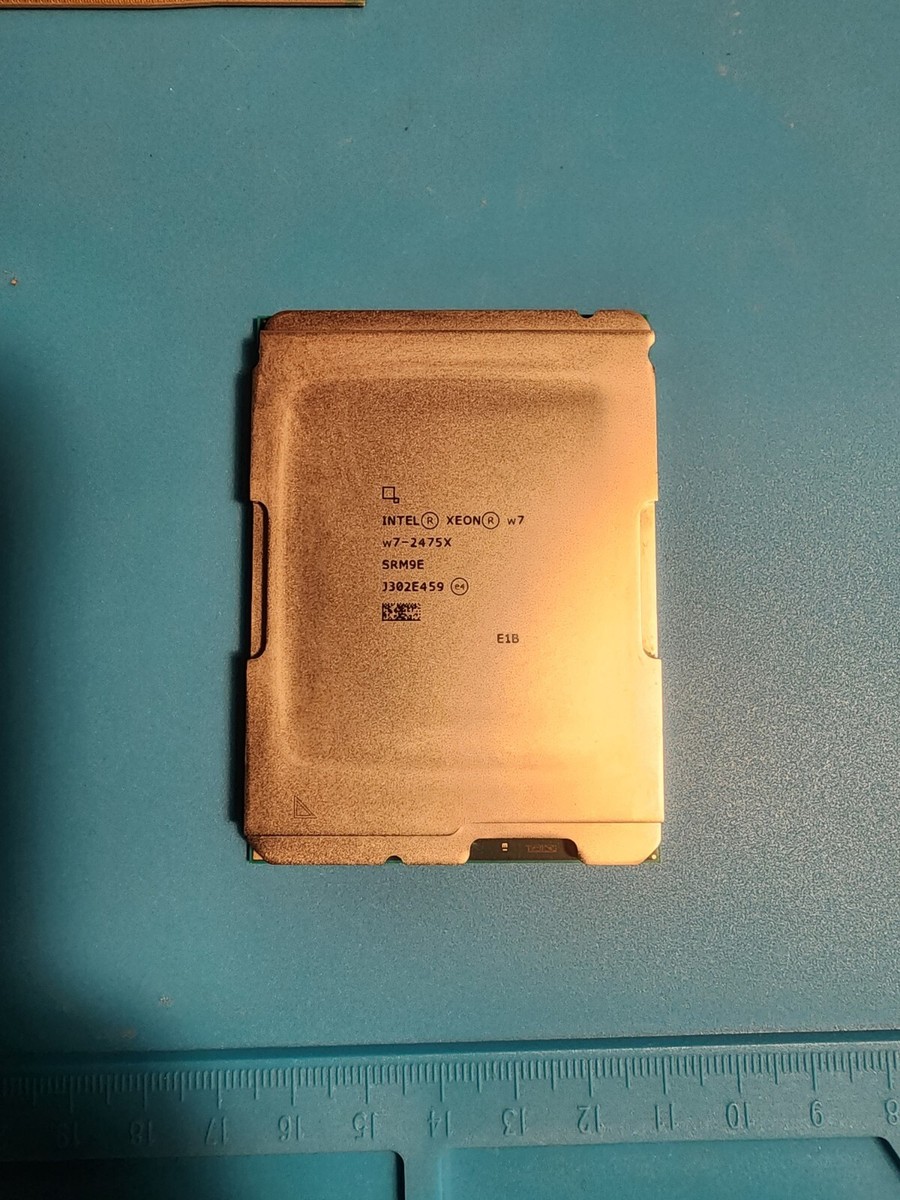 Intel Xeon w7-2475X 20 Core 40 Threads 2.60 GHz Processor