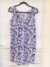 Gap Floral Print Shift Dress Size Small Pink Lilac V Neck Sleeveless Women EUC