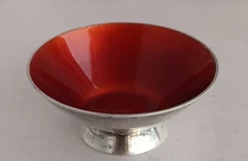 Larson Smykkehandlere LA Denmark Sterling Red Enamel Modern Design Salt Cellar