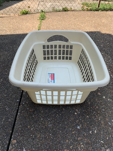 Vntg Rubbermaid Beige Cream Laundry Basket 2874 1996 Through Handles Sturdy - Picture 2 of 11