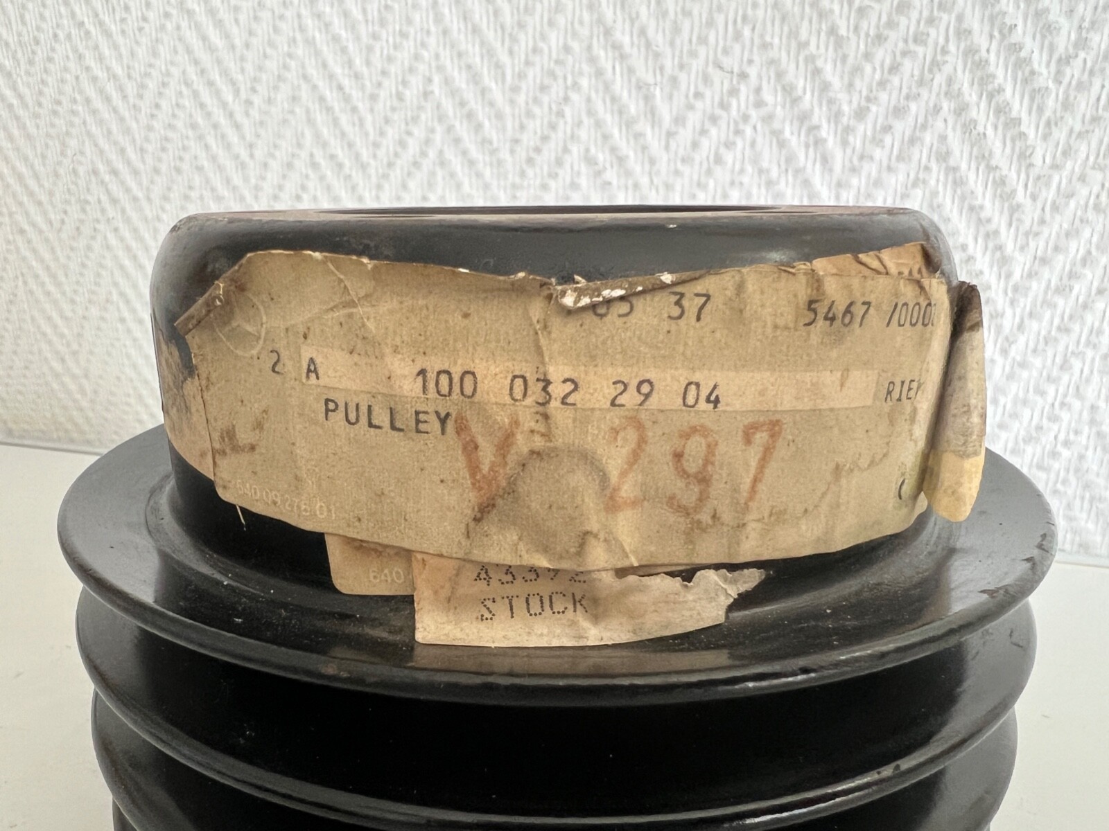 NEU NOS Mercedes-Benz 450SEL 6.9 W116 M100 M100.985 Riemenscheibe  