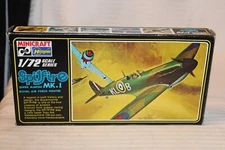1/72 Scale Hasegawa, Spitfire Super Marine MK.1 Airplane Kit #099 BN Open Box