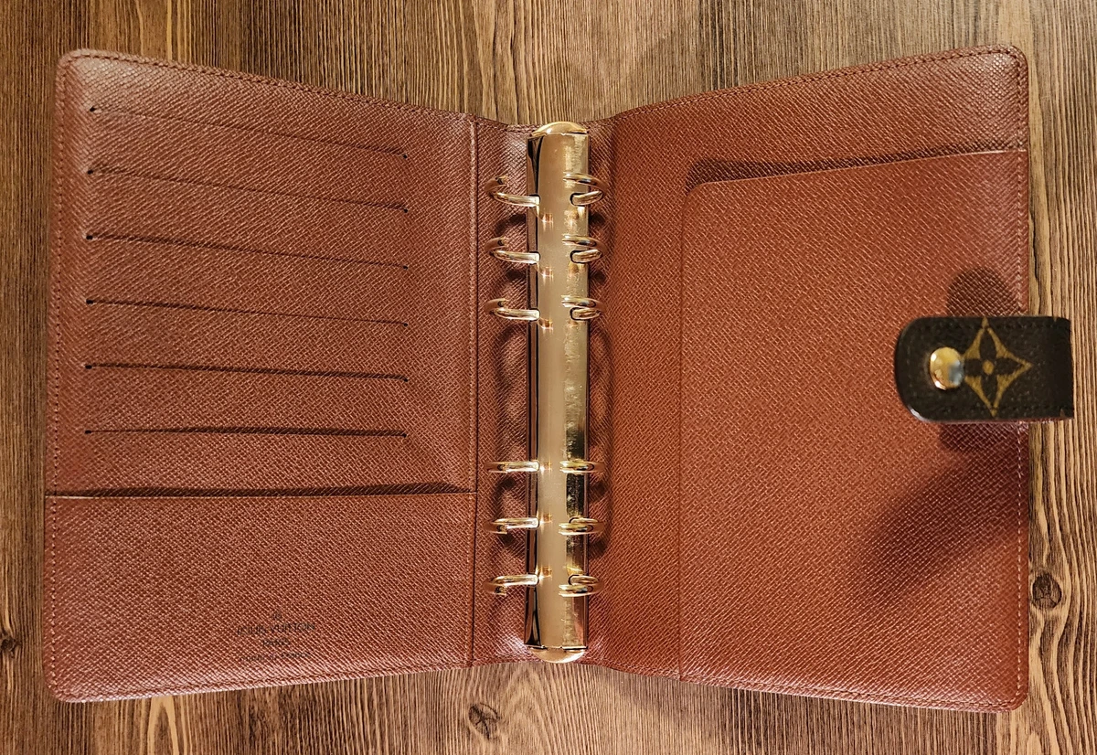 Medium ring agenda 2024 cover louis vuitton