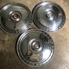 Ford Hubcaps 3 Total Vintage 1955-56 Oem Fairlane T-bird 15 Ford Hubcaps 3 Total Vintage 1955-56 Oem Fairlane T-bird 15