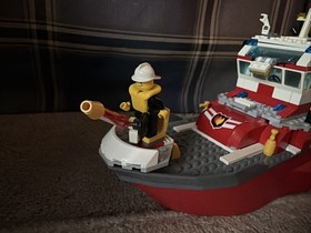 LEGO City: Fire Boat (7207) 99% Complete (details below) And More!