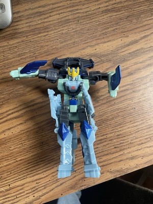 Transformers Bumblebee Cyberverse Adventures HAMMERBYTE Figure
