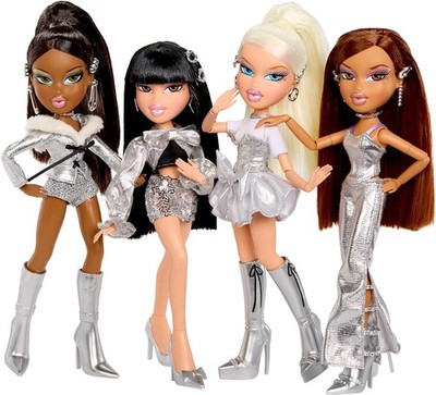 Bratz CHARMZ Fashion Doll CLOE JADE YASMIN SASHA Complete Set LOT 