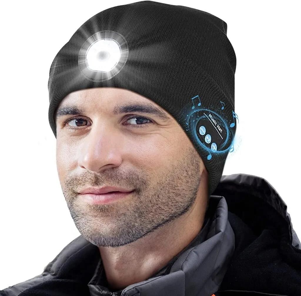 BEANIE HAT FOR MEN BUILT-IN BLUETOOTH HEADPHONES & TORCH RECHARGEABLE BLACK