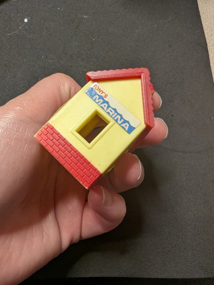 Micro Machines Tool Box Super City Building Tony's Marina Galoob 1988 vintage Foto 2 de 4