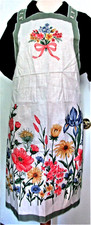 NWOT WHITE FLORAL PRINT KITCHEN APRON COTTON