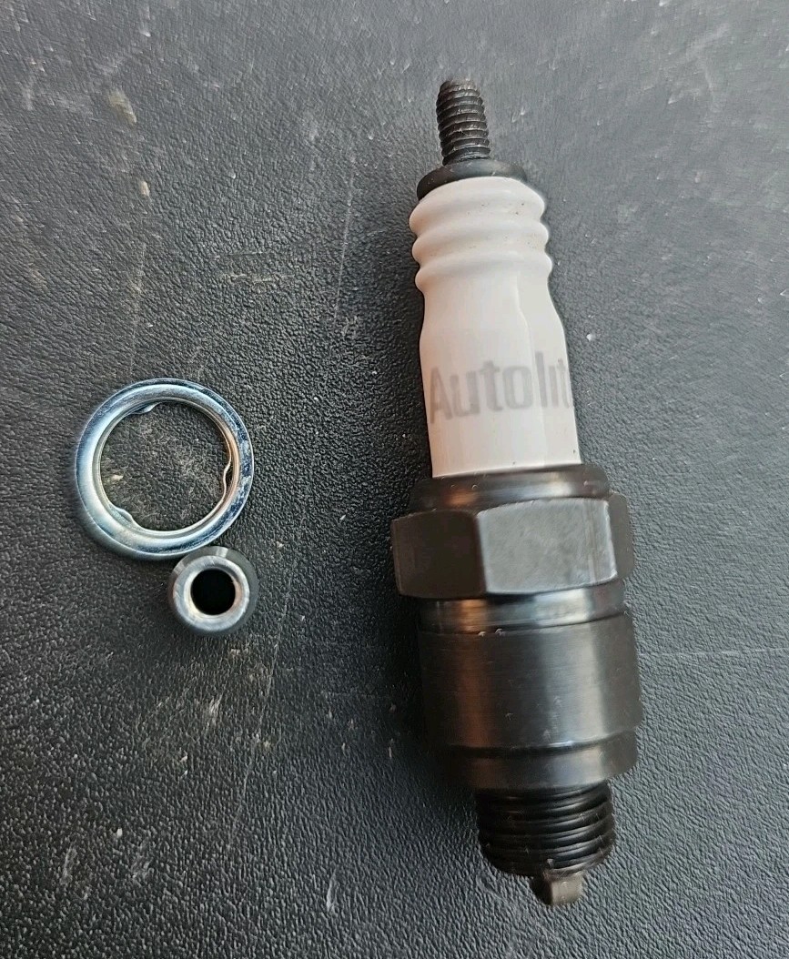 Spark Plug-Copper Non-Resistor Autolite 3136 Total Of 6 Spark Plugs