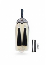 White Synthetic Horsehair Sporran with Chrome Thistle Cantle Black Tassels