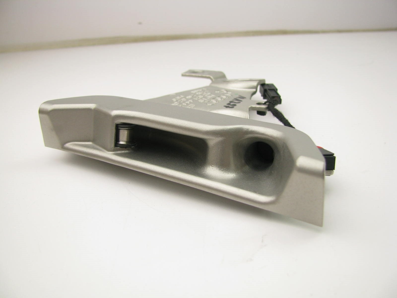 NEW RIGHT Side Convertible Top End Mount Base Plate OEM 11-12 Audi R8 427871444A