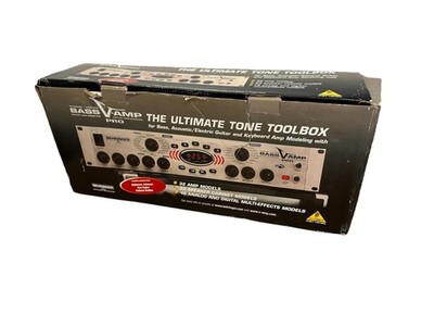 Behringer V-AMP Pro (Bass) 19'' Gitarren Effektgerät Inkl OVP