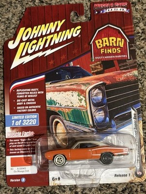 1/64 Johnny Lightning 1970 Dodge Coronet Super Bee Barn Finds VB R1.