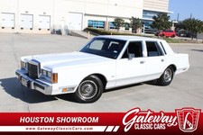 1989 Lincoln Town Car for Sale