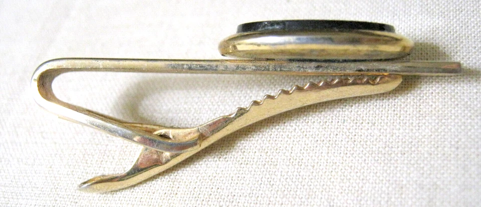 DE COLECCIÓN SIN FIRMAR OVALADO DE ÓNIX NEGRO y cristal en tono dorado broche de barra de corbata para hombre Foto 3 de 4